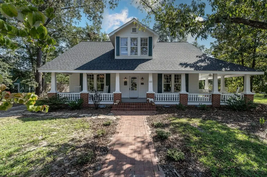 506 N Ennis Street Fuquay Varina NC 27526