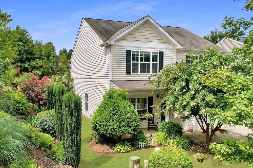 704 Wellspring Drive Holly Springs NC 27540