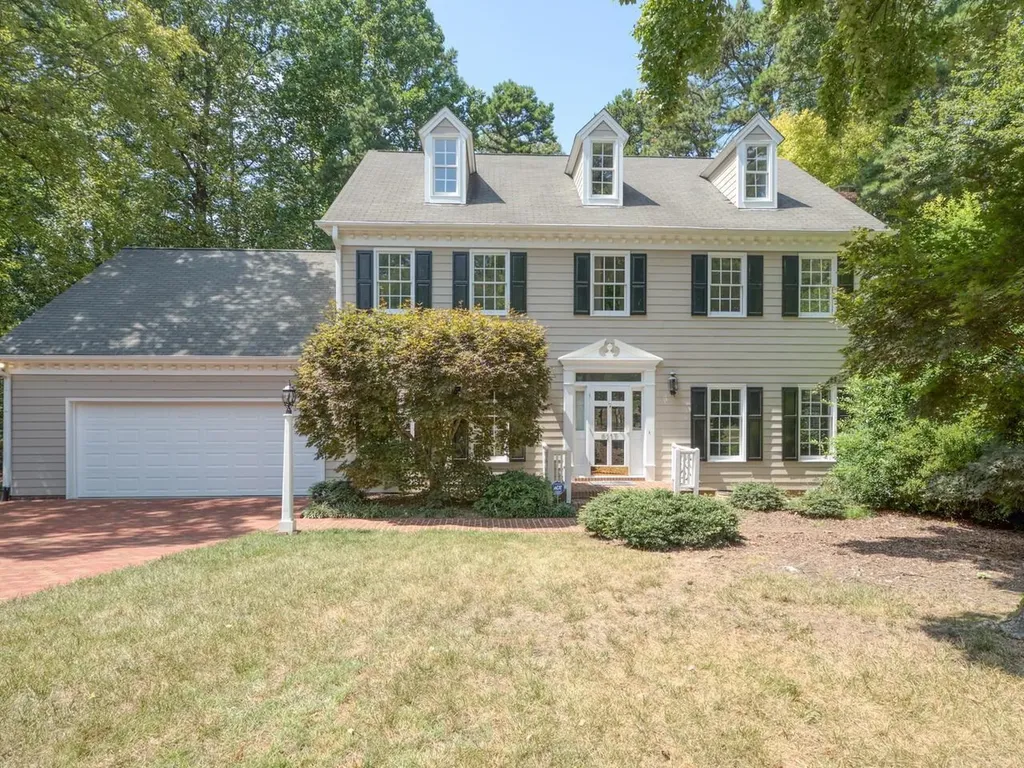 6117 Redmond Court Raleigh NC 27612