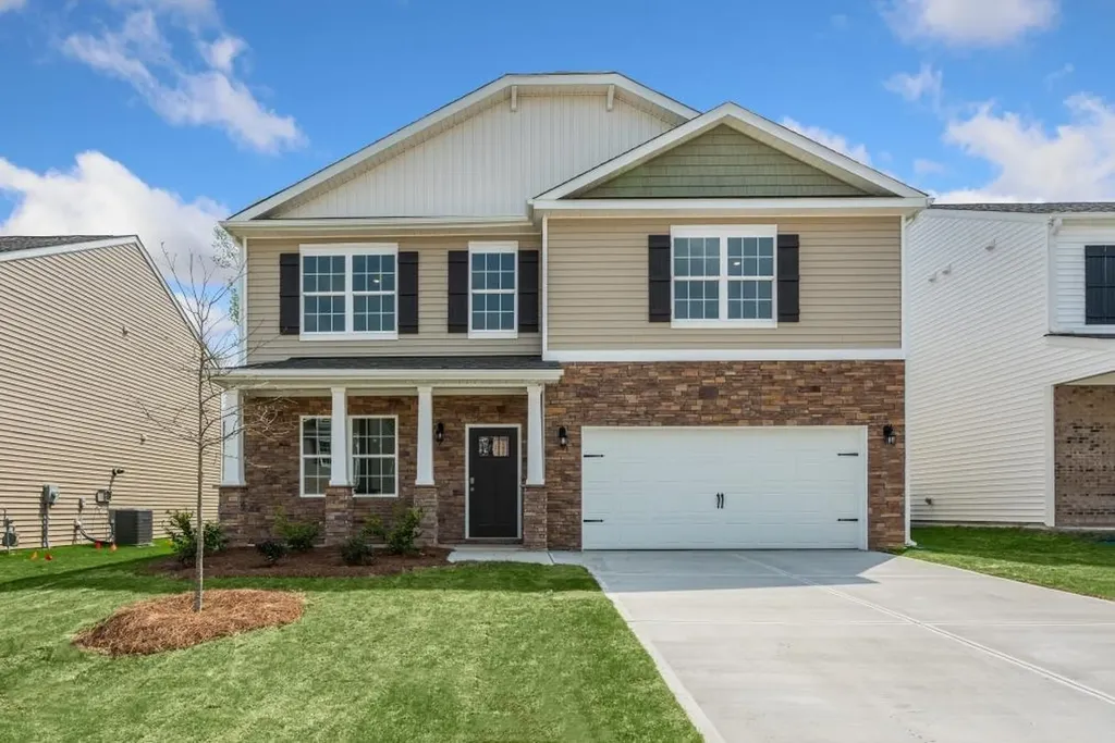 28 Rogue River Way Fuquay Varina NC 27526