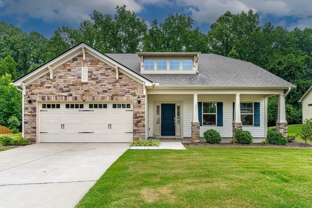 807 Tupelo Glen Court Fuquay Varina NC 27526