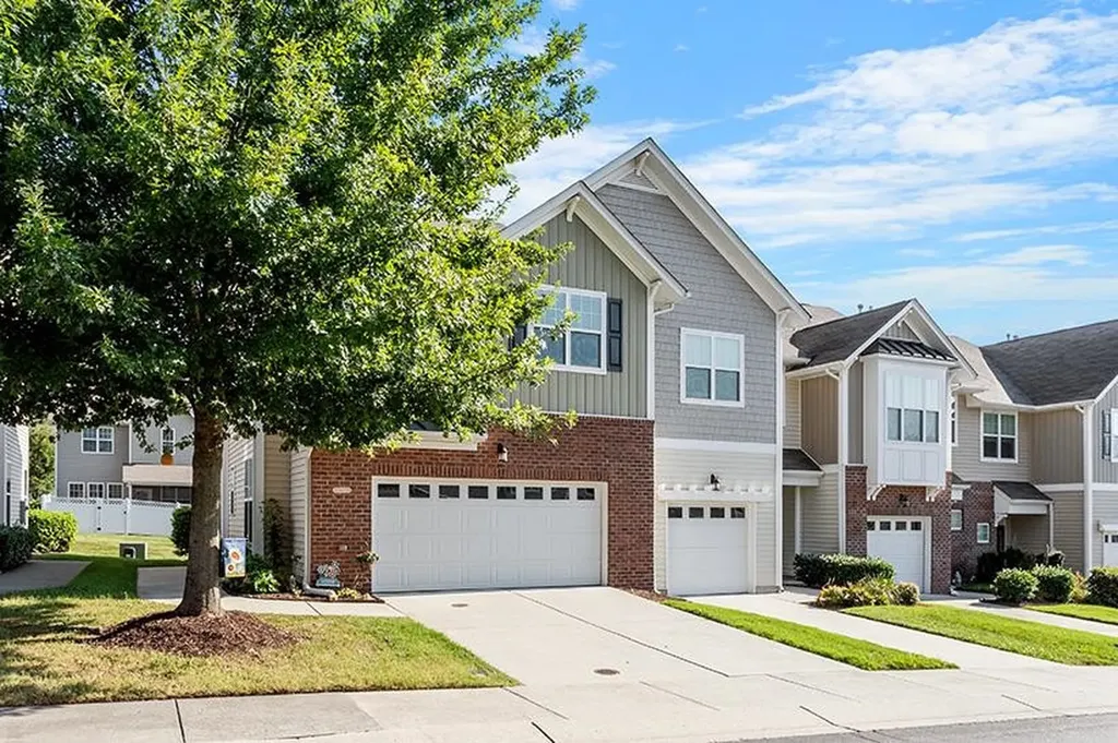 7232 Ladbrooke Street Raleigh NC 27617
