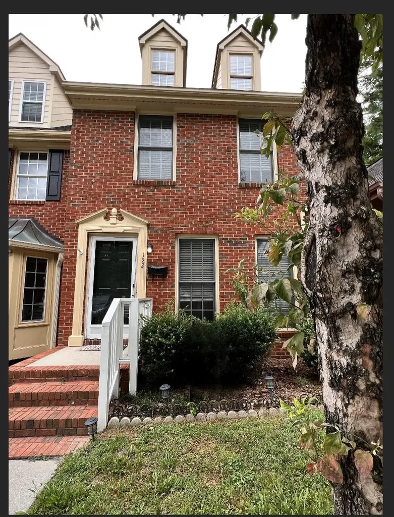 124 Church Street Fuquay Varina NC 27526