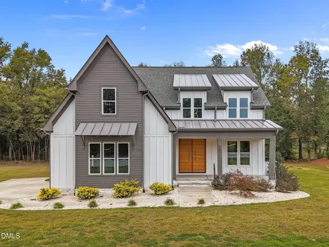 10 Carnation Road Youngsville NC 27596