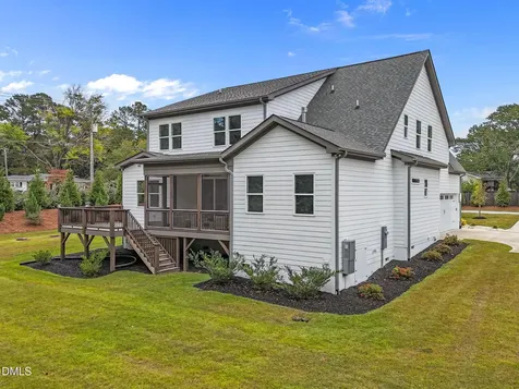 10 Carnation Road Youngsville NC 27596