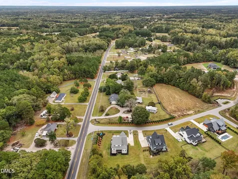 10 Carnation Road Youngsville NC 27596