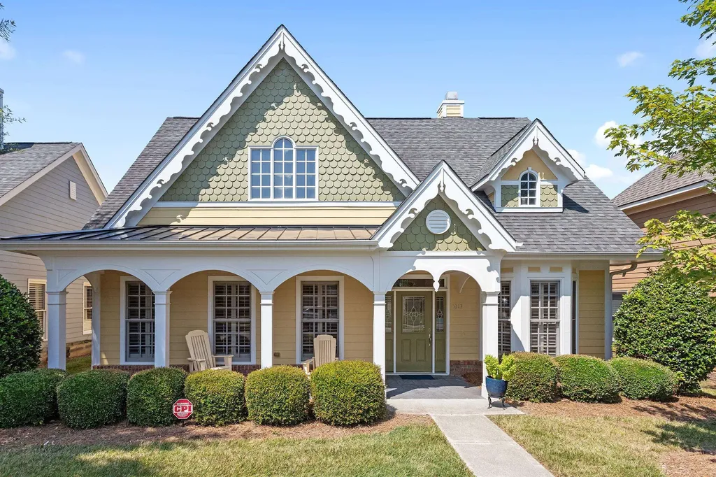1013 Governess Lane Morrisville NC 27560