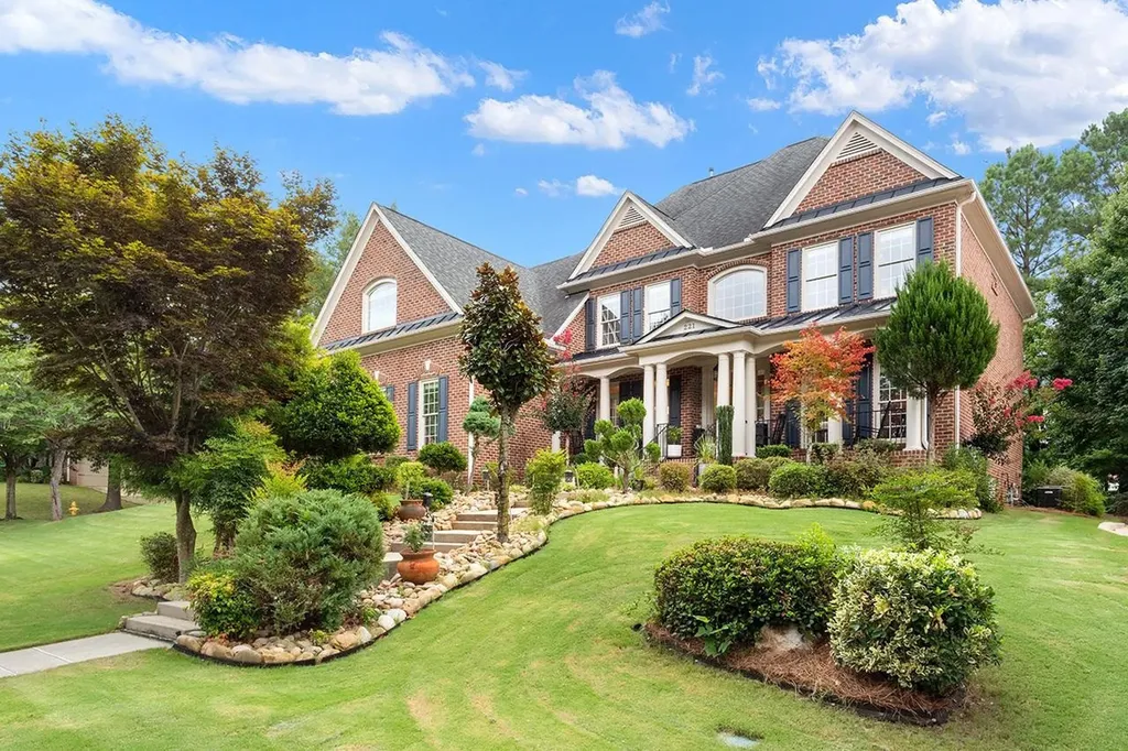 221 Arborhill Lane Holly Springs NC 27540