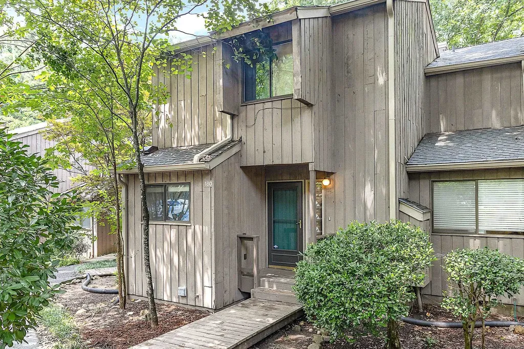 180 Ridge Trail Chapel Hill NC 27516