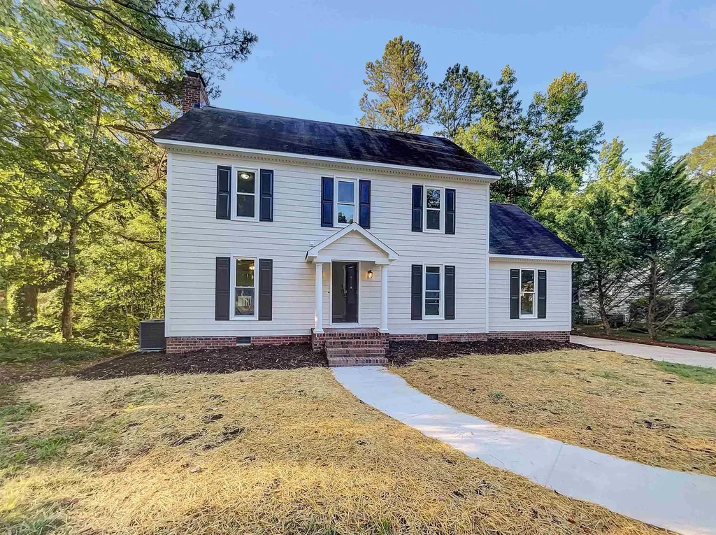 5220 Country Pines Court Raleigh NC 27616