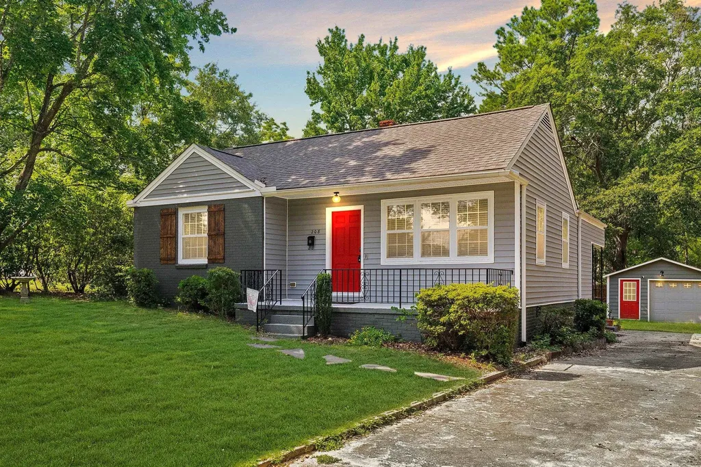 208 W Ransom Street Fuquay Varina NC 27526