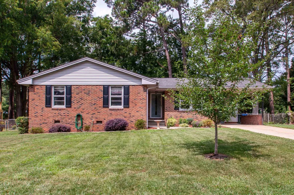 3705 Arrowwood Drive Raleigh NC 27604