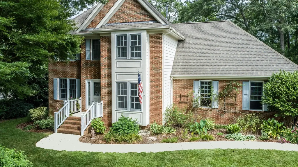 219 Muirfield Lane Clayton NC 27527