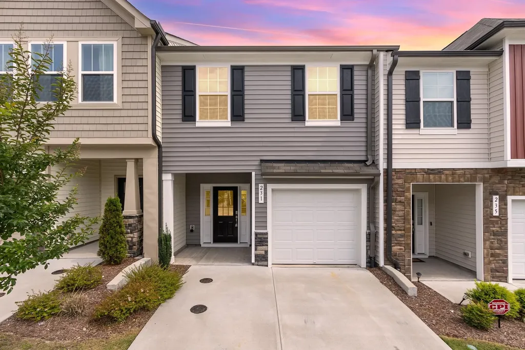 231 E Porthaven Way Clayton NC 27527