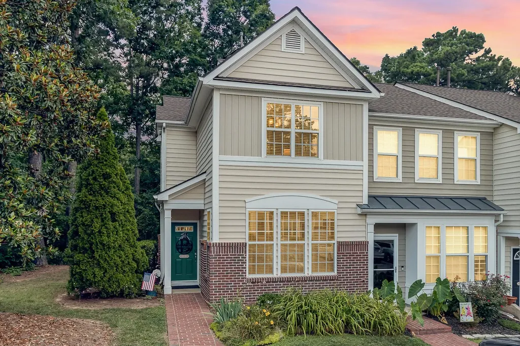5336 Crescentview Parkway Raleigh NC 27606