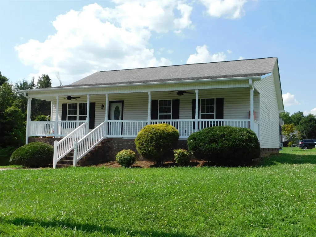 905 Black Angus Drive Haw River NC 27258