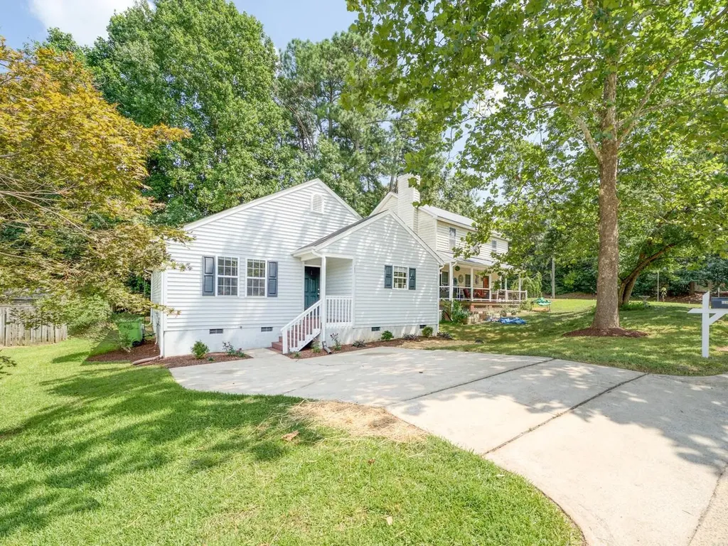 2637 Sierra Drive Raleigh NC 27603