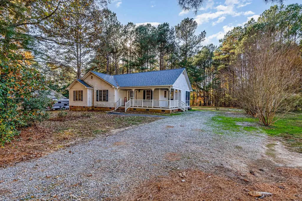 615 Blue Pond Road Clayton NC 27520