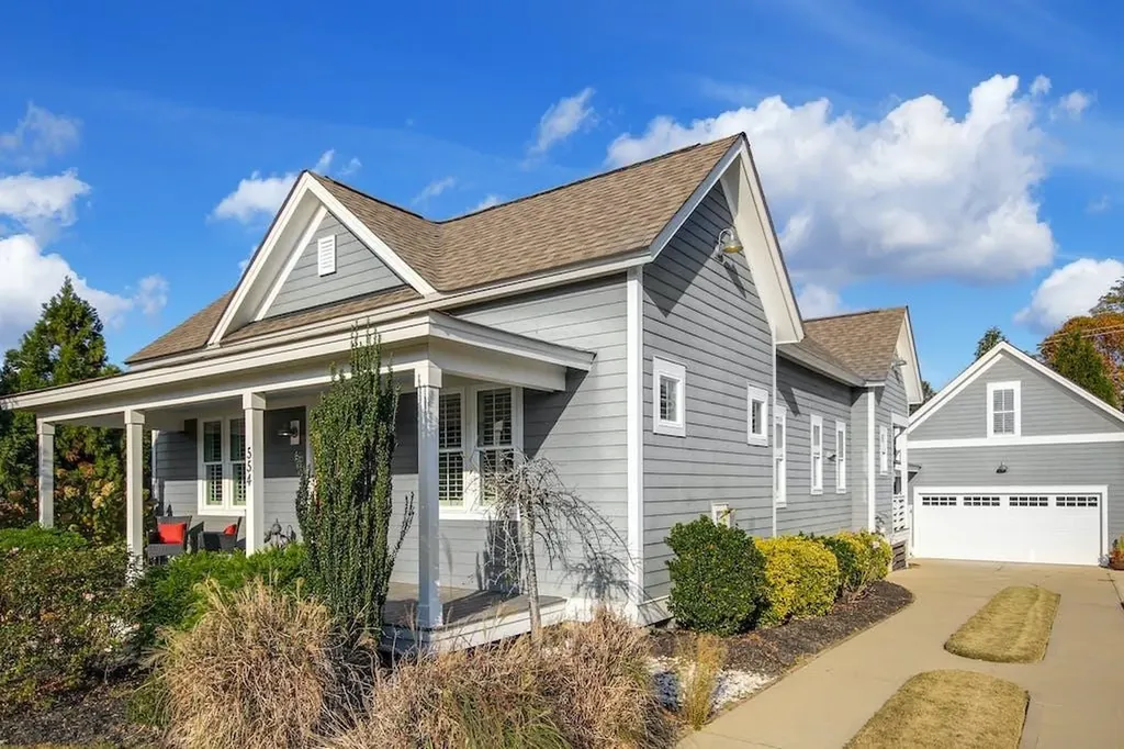 554 Beckwith Avenue Clayton NC 27527