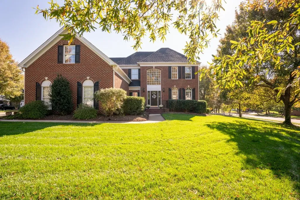 9702 Welbury Court Raleigh NC 27617