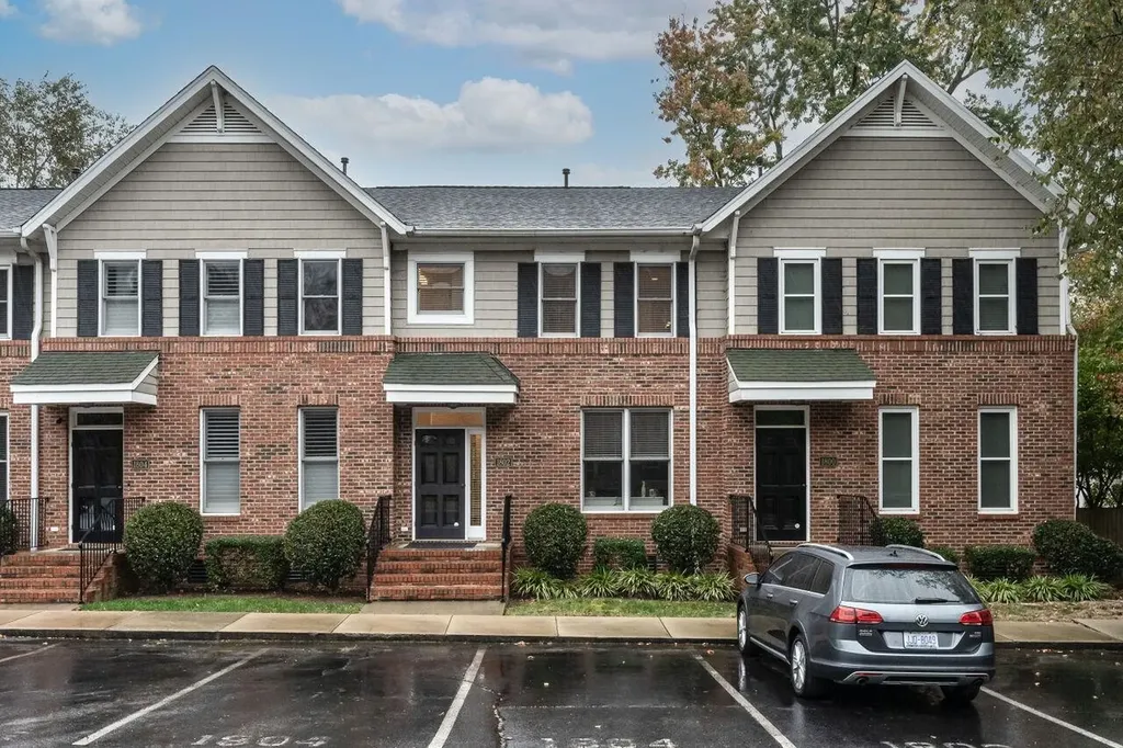1802 Saluda Court Raleigh NC 27608