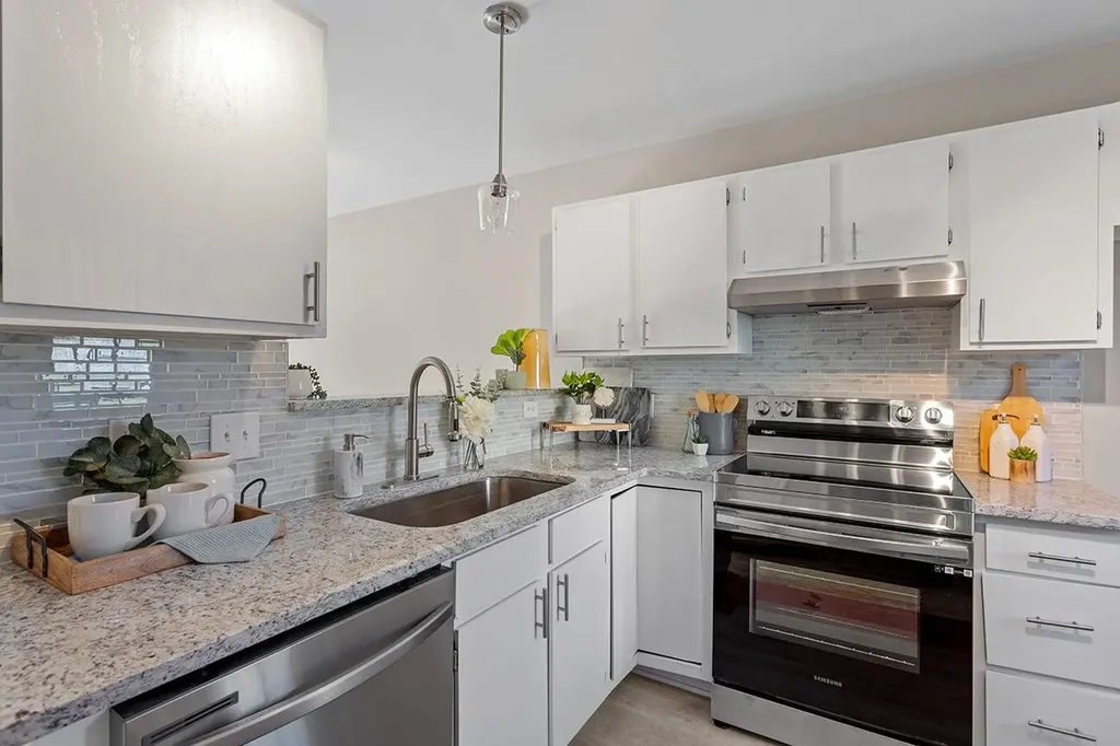 8261 Merriweather Circle Raleigh NC 27616
