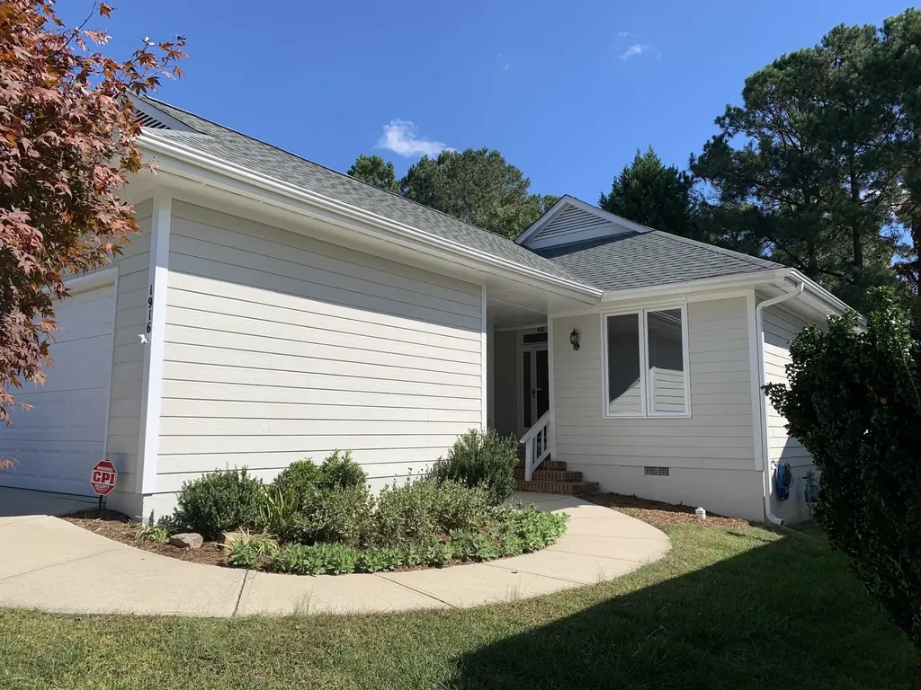 1916 Castle Pines Drive Raleigh NC 27604