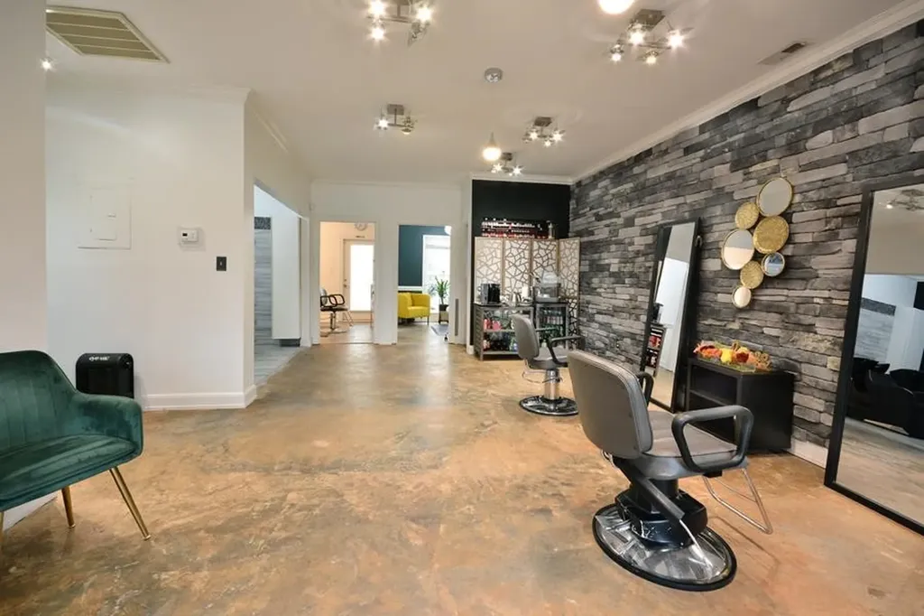 800 Salem Woods Drive Raleigh NC 27615