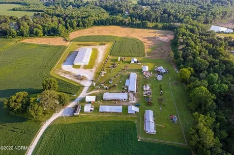 382 Pig Cradle Lane Clinton NC 28328
