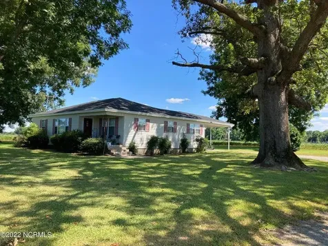 382 Pig Cradle Lane Clinton NC 28328