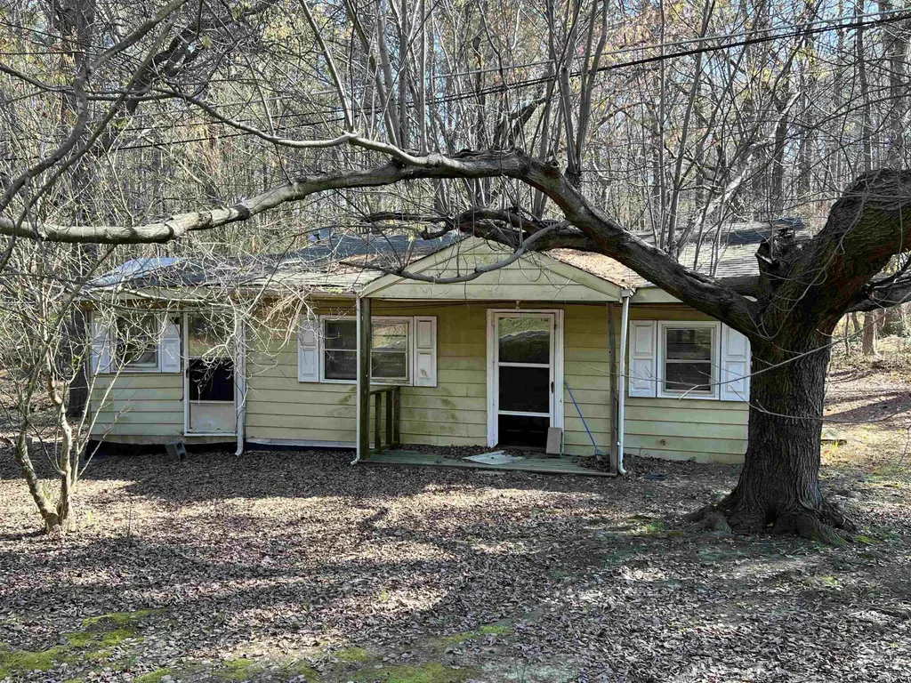 500 N Main Street Holly Springs NC 27540