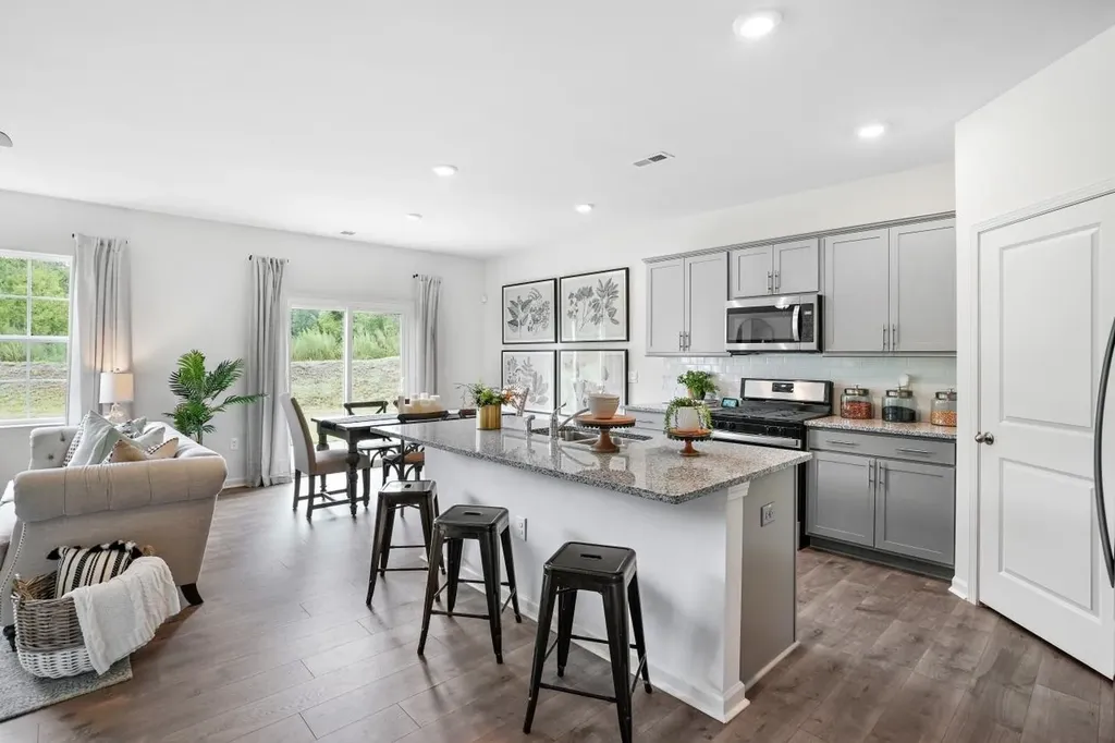 3016 Mallory Drive Haw River NC 27258
