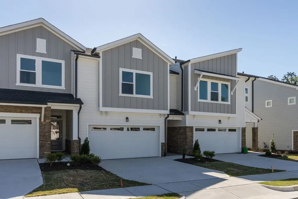 47 Balfour Run Chapel Hill NC 27516