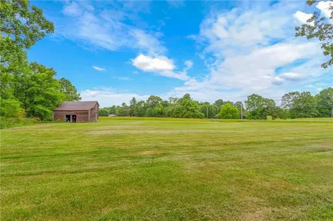 1152 Pagetown Road Elon NC 27244