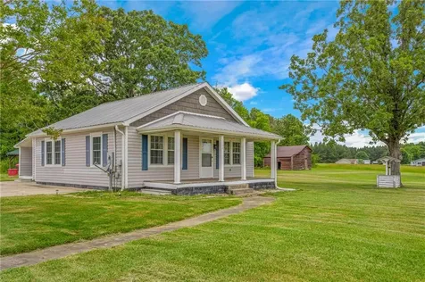 1152 Pagetown Road Elon NC 27244