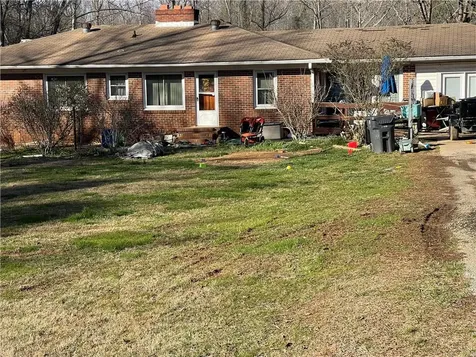 3605 W Ten Road Efland NC 27243