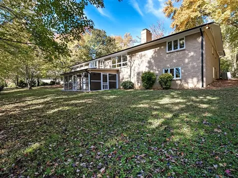 4919 Edinborough Road Greensboro NC 27406