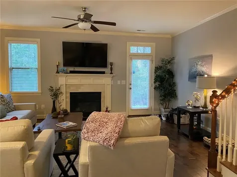 910 Palm Court Mebane NC 27302