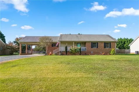 2048 Northcrest Drive Elon NC 27244