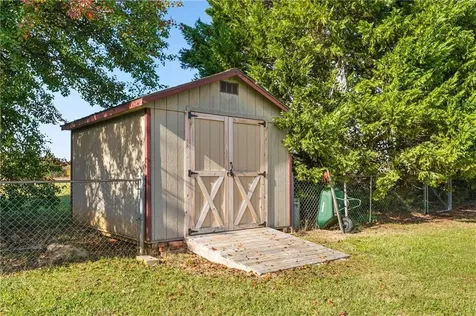 2048 Northcrest Drive Elon NC 27244