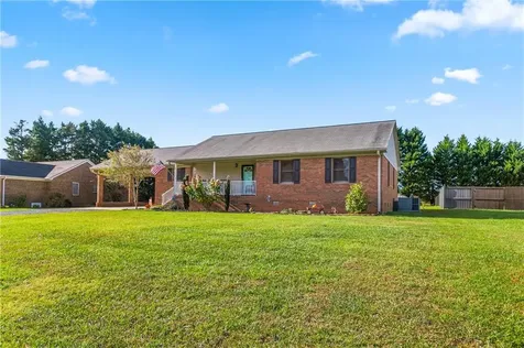 2048 Northcrest Drive Elon NC 27244