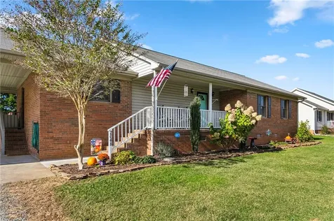 2048 Northcrest Drive Elon NC 27244