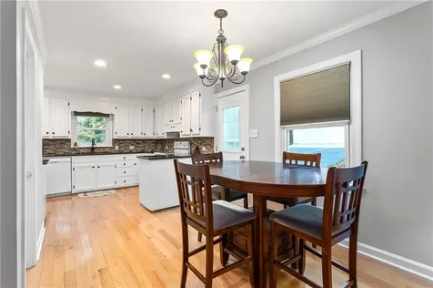1874 Stratford Road Burlington NC 27217