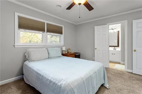 1874 Stratford Road Burlington NC 27217