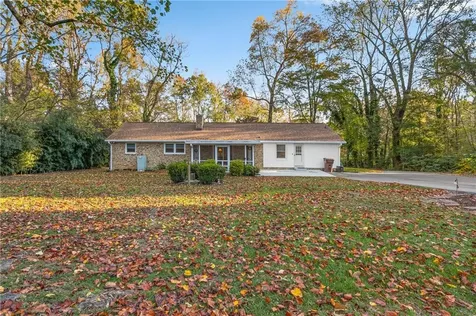1874 Stratford Road Burlington NC 27217
