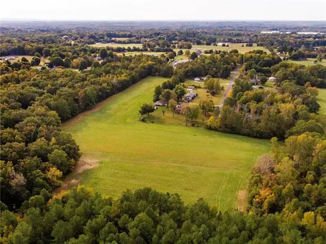 710 Woodard Drive Whitsett NC 27377