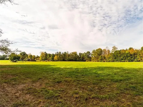 710 Woodard Drive Whitsett NC 27377