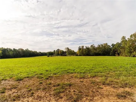 710 Woodard Drive Whitsett NC 27377
