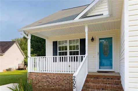205 Esteban Court Mebane NC 27302