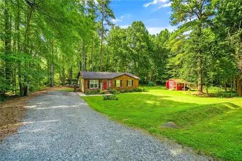 5402 Newland Drive Julian NC 27283